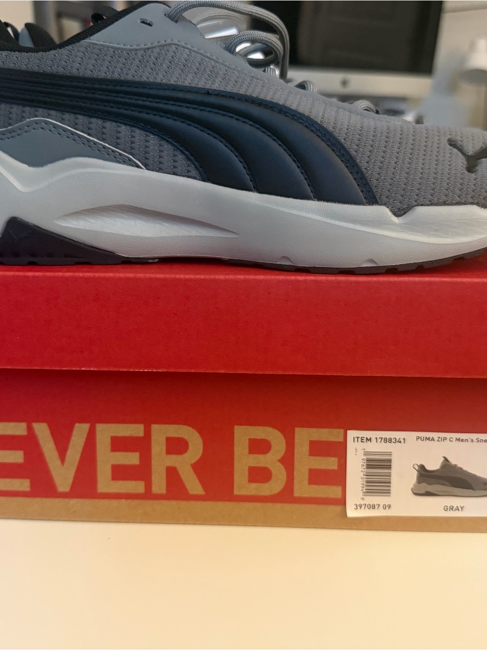 PUMA Men's Gray and Black Athletic Sneakers